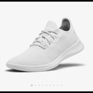 Allbirds Women’s Tree Runners - White size 8